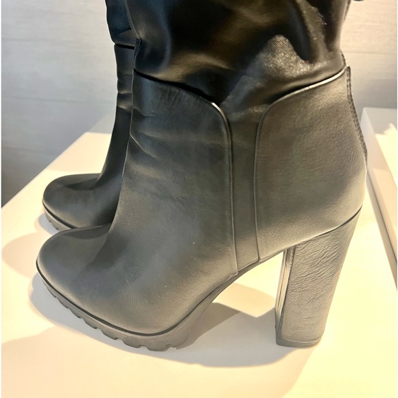Aldo booties in black leather size 7 ❤️ - Picture 3 of 10